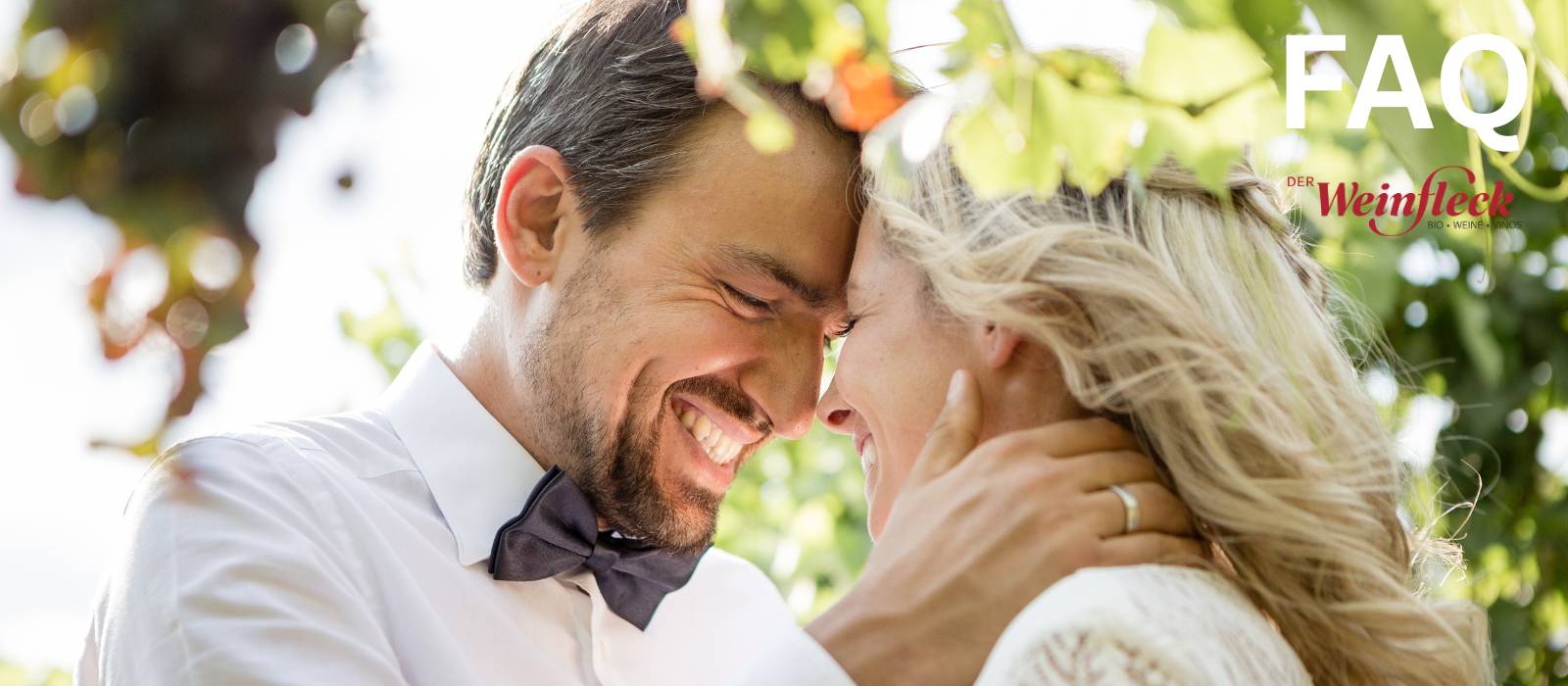 Hier beantworten wir, der Weinfleck in Memmingen (Allgäu), die wichtigsten Fragen zu Hochzeitswein, Sektempfang, Getränkemenge, Kommission, Sektgläsern, Weingläsern, Wassergläsern und unserem Gläserservice für eure Hochzeit.